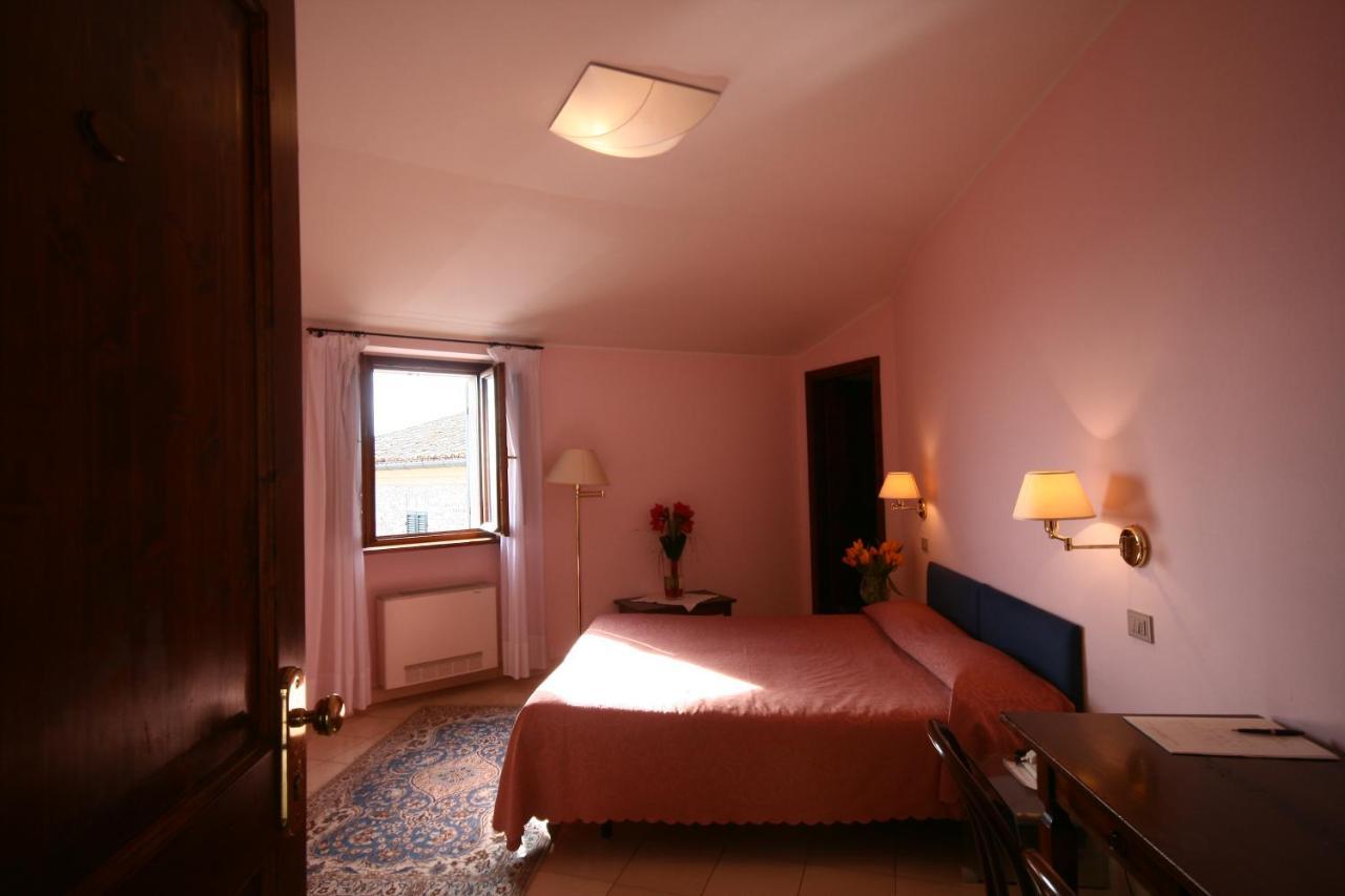 Casa Oliva Albergo Diffuso Bargni ภายนอก รูปภาพ