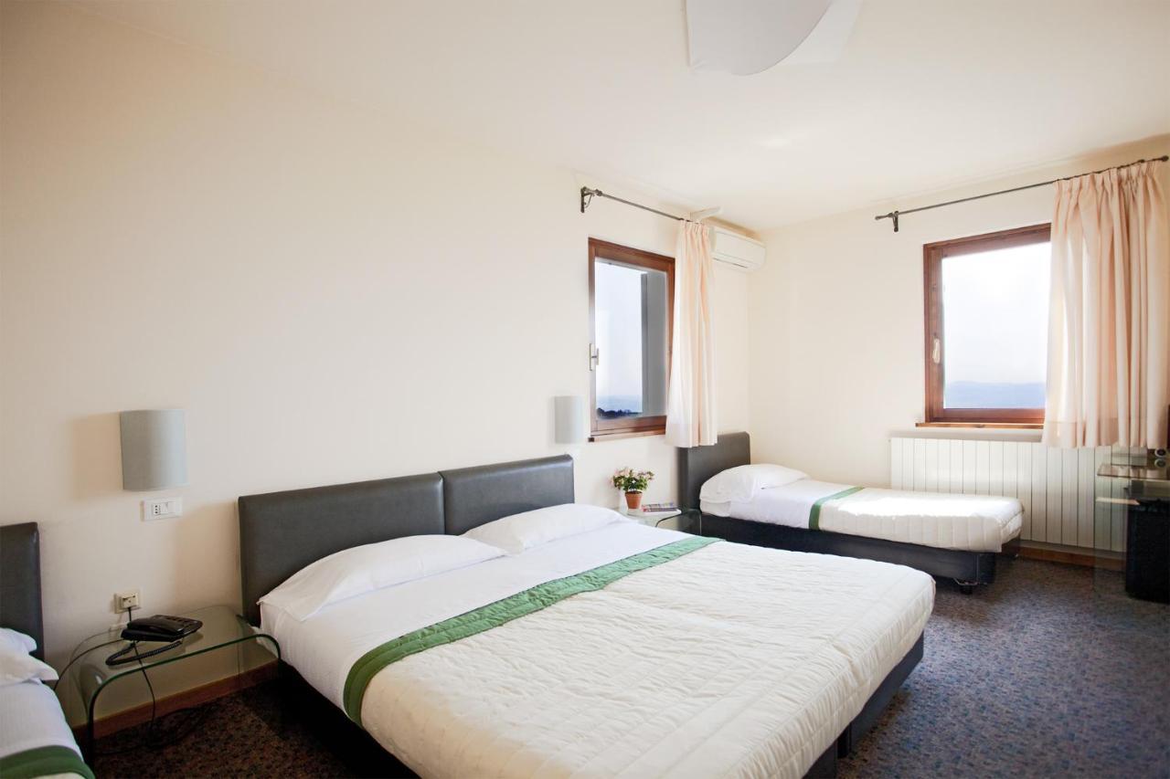 Casa Oliva Albergo Diffuso Bargni ภายนอก รูปภาพ