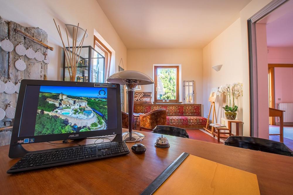 Casa Oliva Albergo Diffuso Bargni ภายนอก รูปภาพ