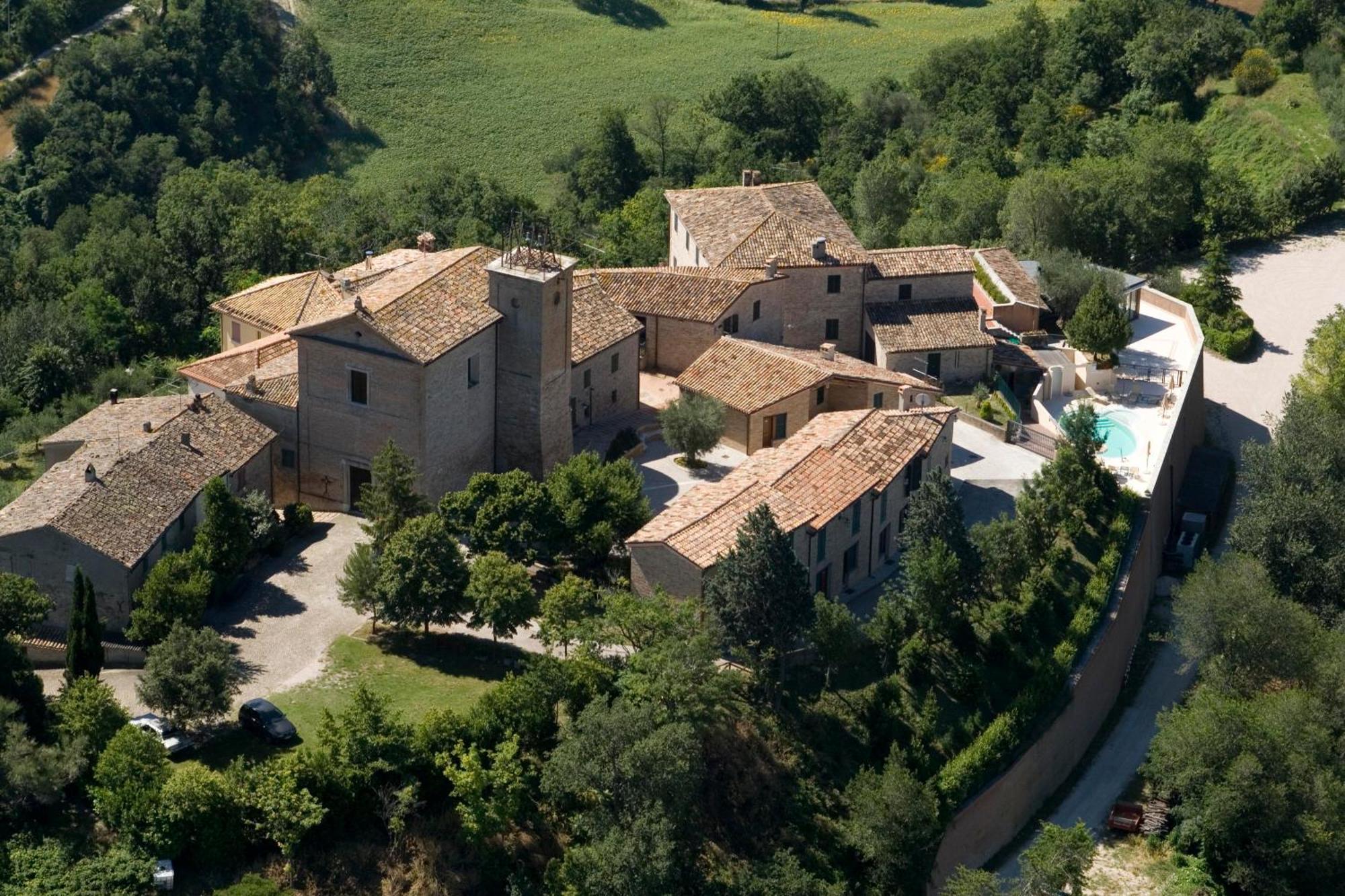 Casa Oliva Albergo Diffuso Bargni ภายนอก รูปภาพ